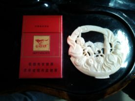 各类xiang牙制工艺品 红木小工艺品