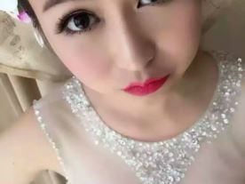 小雅摄影Queen皇后婚礼嫁衣会所