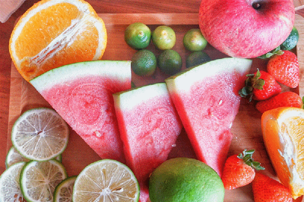 西瓜桃子荔枝.炎炎夏日啥水果最能虏获你的心