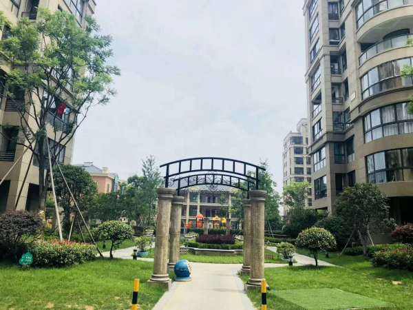 【香悦半岛交流群】,点击加入群聊